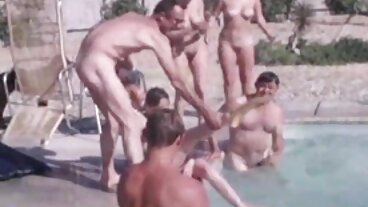 בלונדינית פירסינג אלכס גריי רוצה את ה-D סקס לסביות חינם