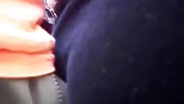 תחת לפה xxx חיות הוא הדבר האהוב על ליידי לקסי לואו